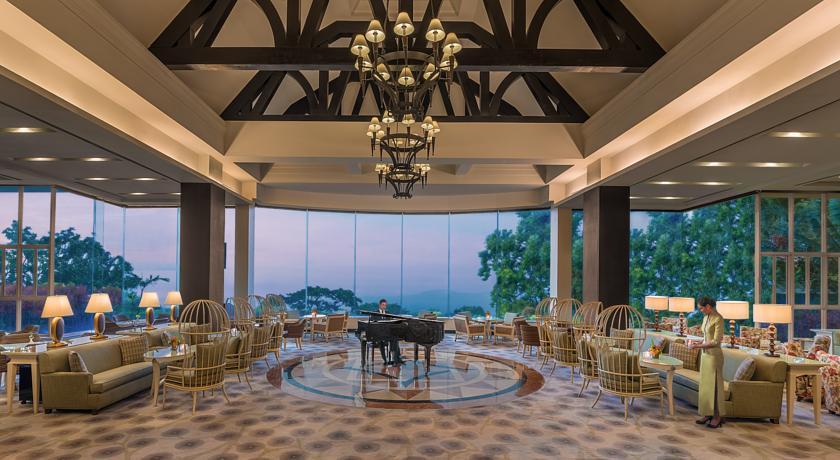 Taal Vista Hotel Tagaytay City Εξωτερικό φωτογραφία The lobby
