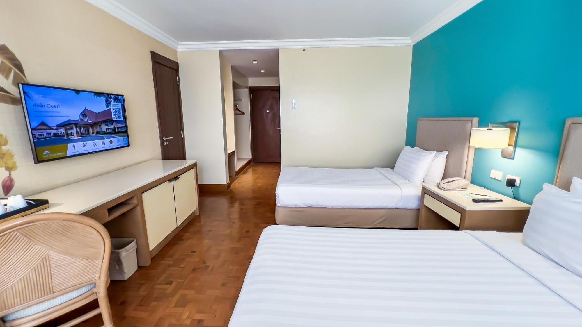 Taal Vista Hotel Tagaytay City Εξωτερικό φωτογραφία Deluxe Room